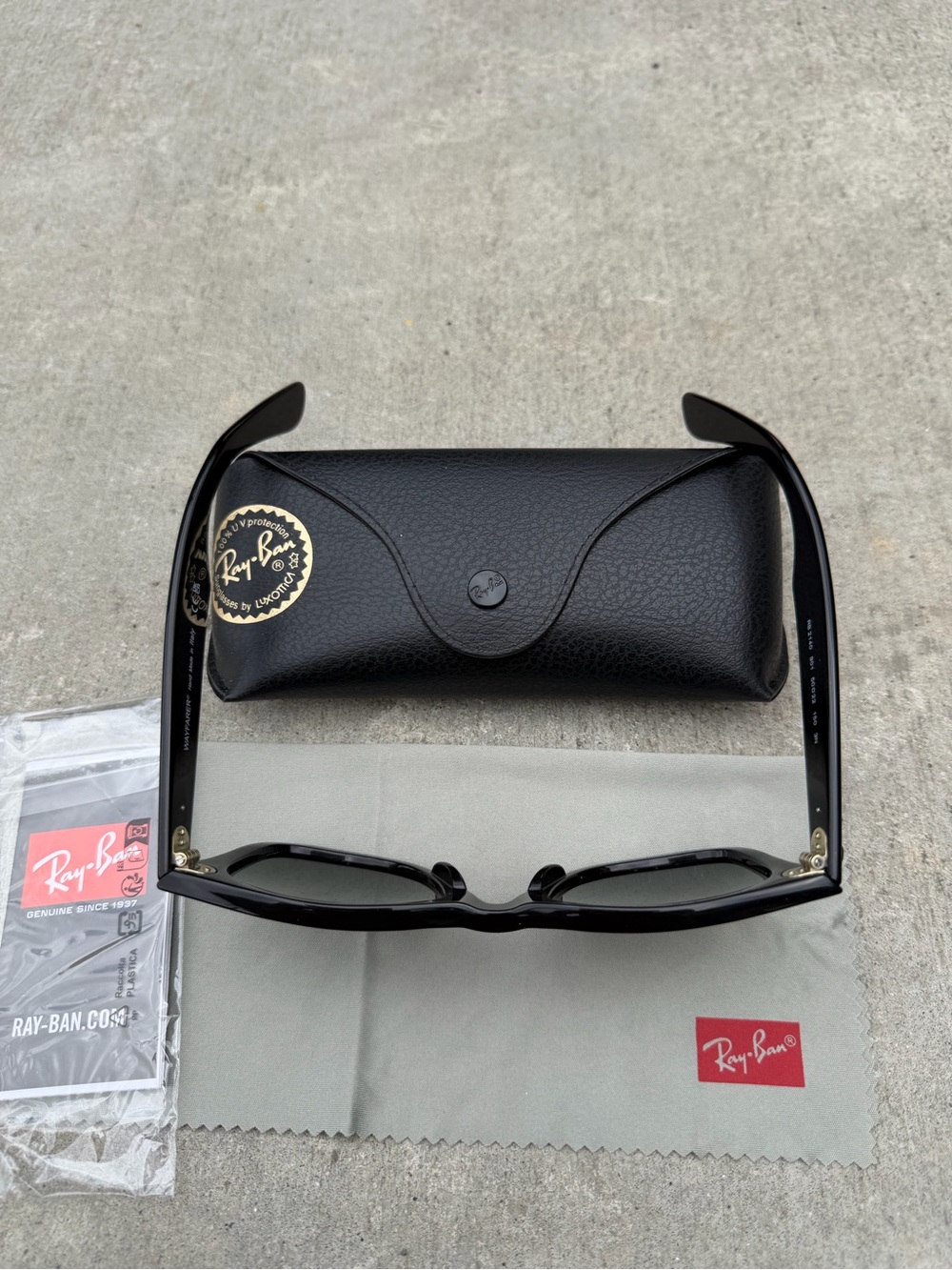 RayBan RB2140 Wayfarer Sunglasses G-15 Lens Black Frame - Picture 4 of 4
